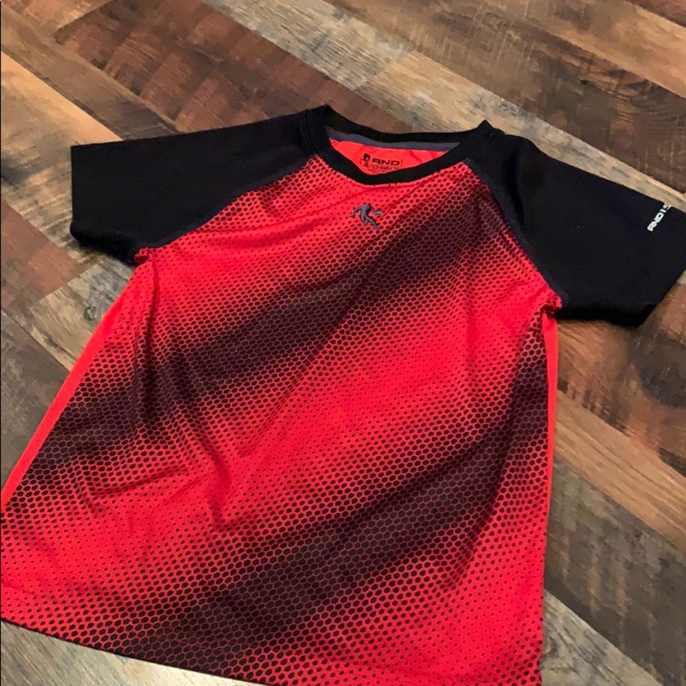 Boys T-shirt used like used